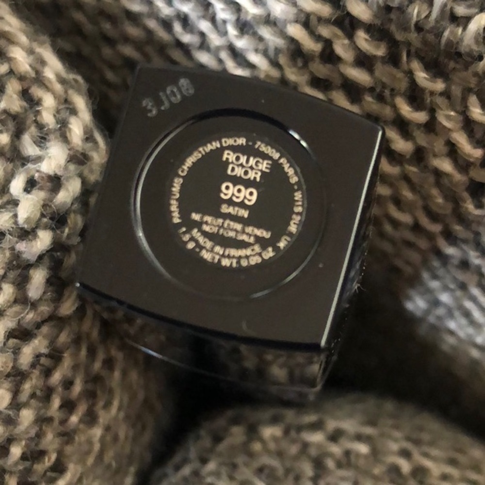 Dior Luxury Rouge Gift Lipstick 999 Satin Red 1.5g-0.05oz Miniature - Picture 8 of 10
